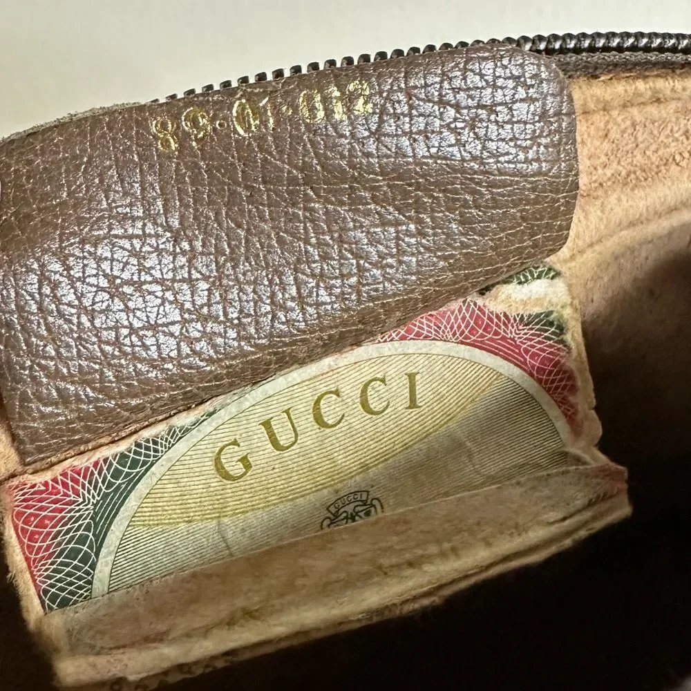 💯Authentic Gucci Clutch Bag🍀